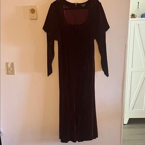 The Pyramid Collection Xl Burgundy Velvet Maxi Goted Whimseygoth Dress